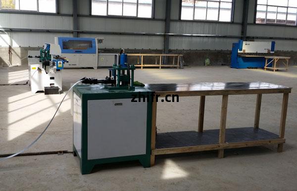 車(che)間(jian)壹(yi)角(jiao)